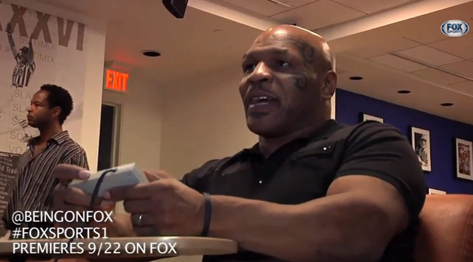 After-26-Years-Mike-Tyson-Plays-'Mike-Tyson's-Punch-Out'-For-the-Very-First-Time