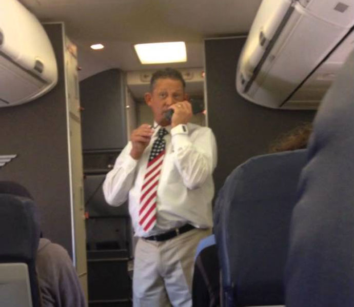 Southwest Flight Attendant Delivers Hilarious Safety ...