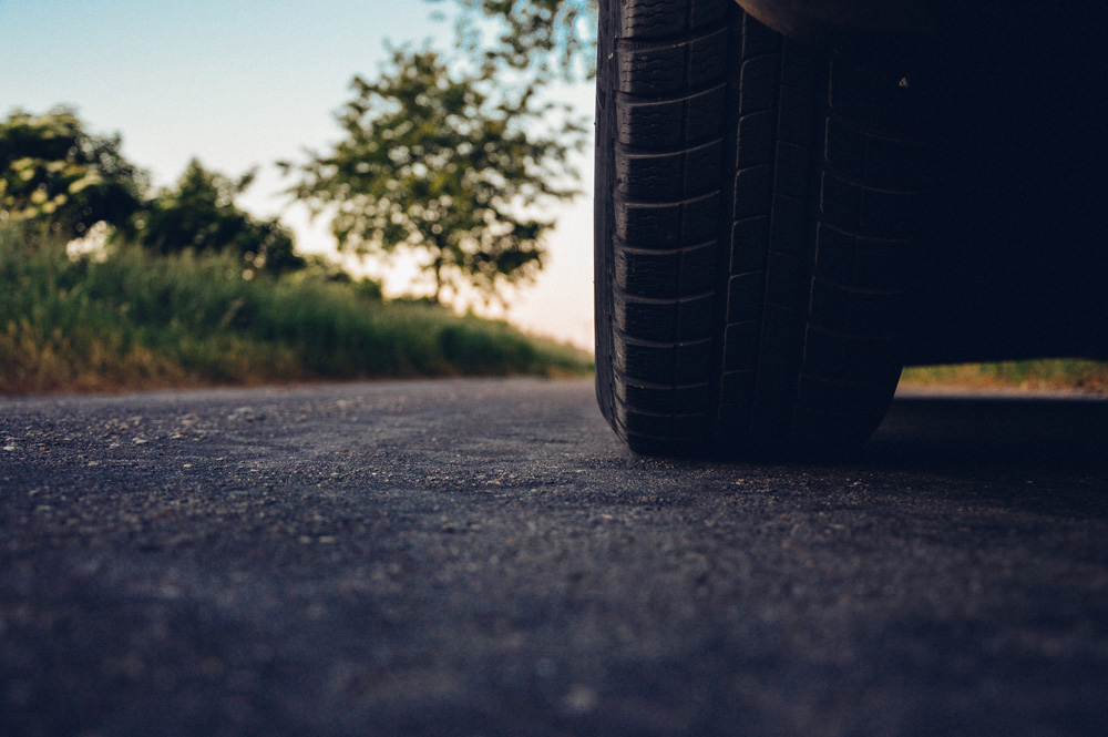9 Ways To Get Free Air For Tires (Near Me)